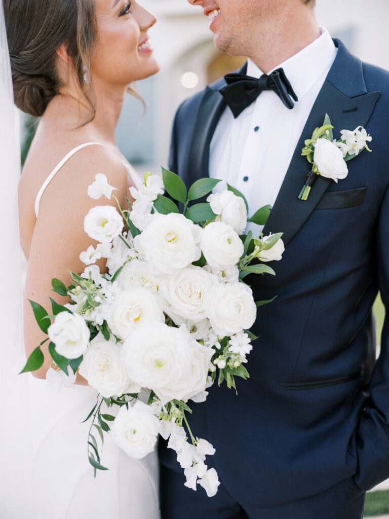 Bridal bouquet, photographed by Dallas Wedding Photographer, Bethany Erin Photography. 